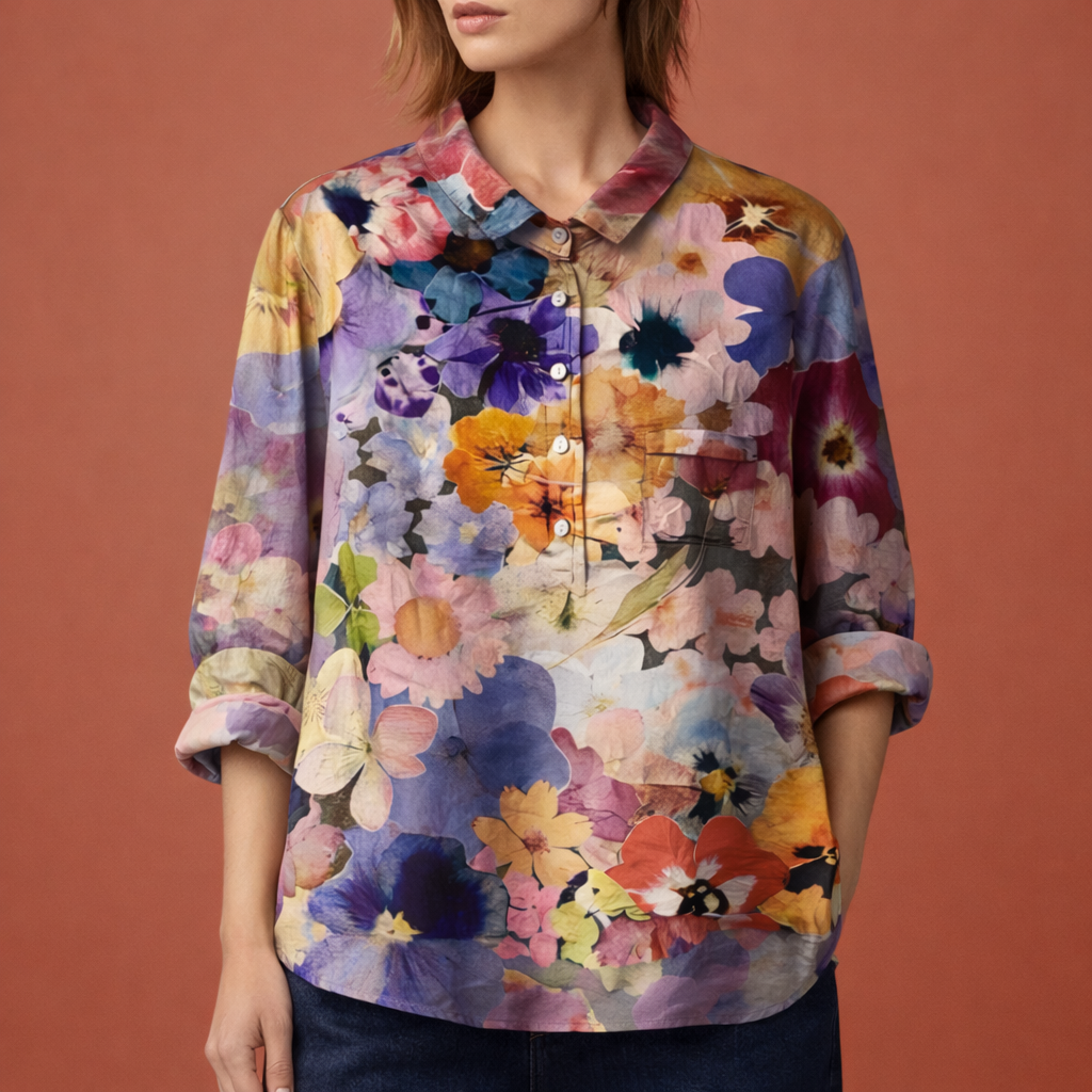 Dames blouse in paars met minimalistisch design, zacht en comfortabel voor casual en stijlvolle outfits.