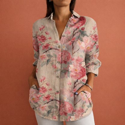 Dames blouse in paars met minimalistisch design, zacht en comfortabel voor casual en stijlvolle outfits.