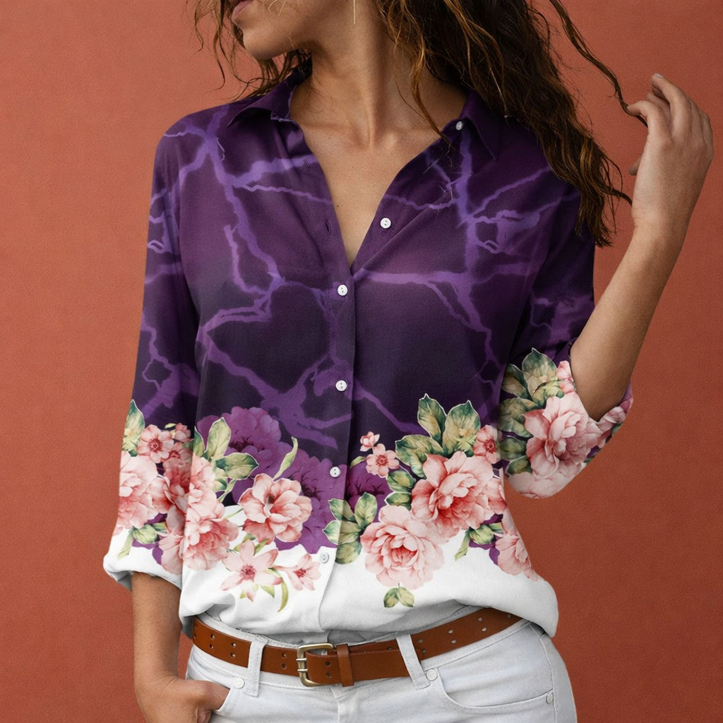Dames blouse in paars met minimalistisch design, zacht en comfortabel voor casual en stijlvolle outfits.