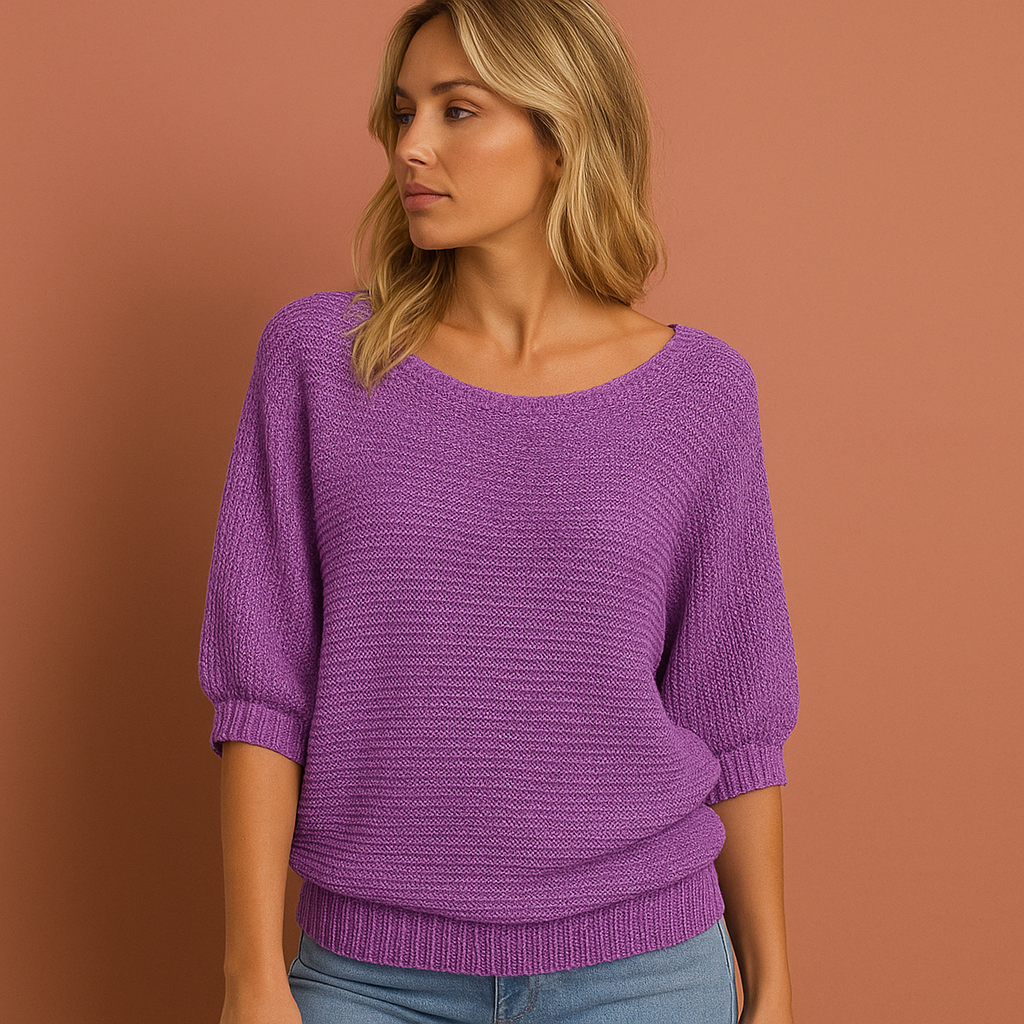Dames trui in paars met ruches detail, zacht en comfortabel voor casual en stijlvolle outfits.