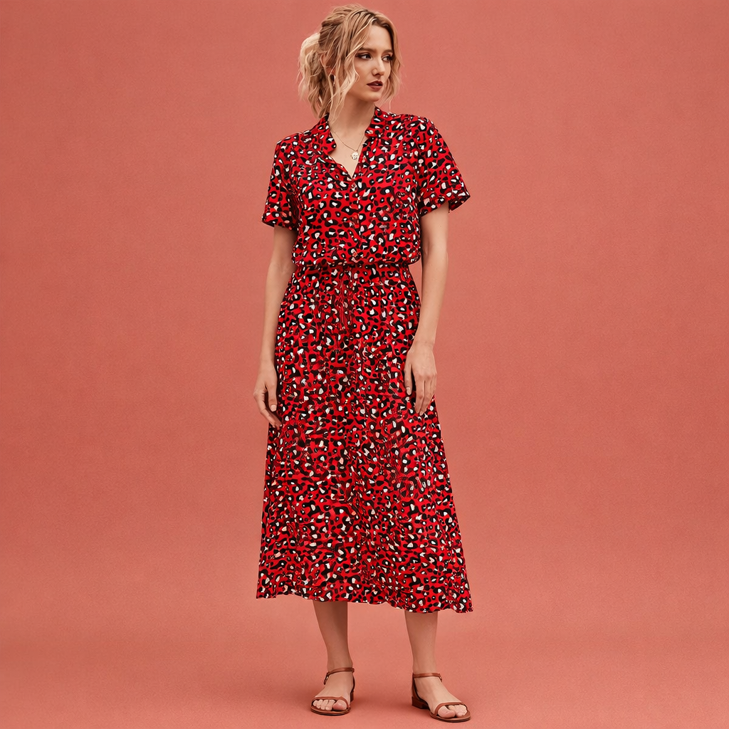 Dames midi jurk in rood met minimalistisch design, zacht en comfortabel voor casual en stijlvolle outfits.