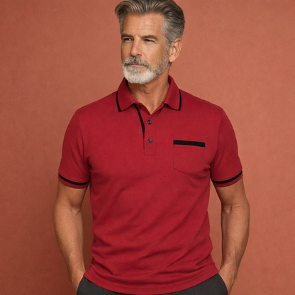 Heren polo shirt in rood met minimalistisch design, zacht en comfortabel voor casual en stijlvolle outfits.
