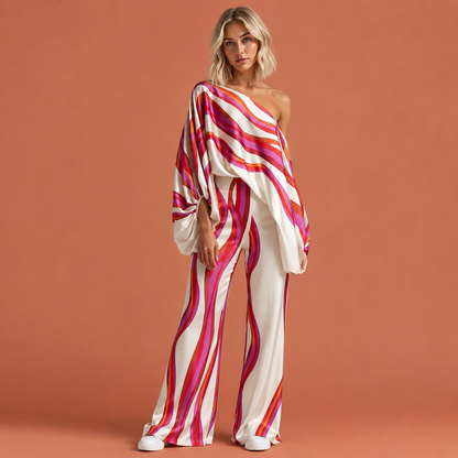 Dames satijnen tweedelige set in rood met minimalistisch design, zacht en comfortabel voor casual en stijlvolle outfits.