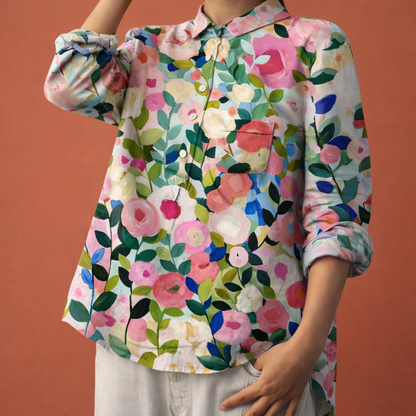 Dames blouse in roze met minimalistisch design, zacht en comfortabel voor casual en stijlvolle outfits.