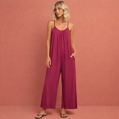 Roze elegante jumpsuit voor dames met een flatterende pasvorm, geschikt voor feestelijke en formele gelegenheden.