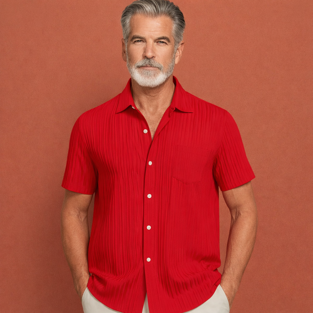 Heren plissé shirt in roze met minimalistisch design, zacht en comfortabel voor casual en stijlvolle outfits.