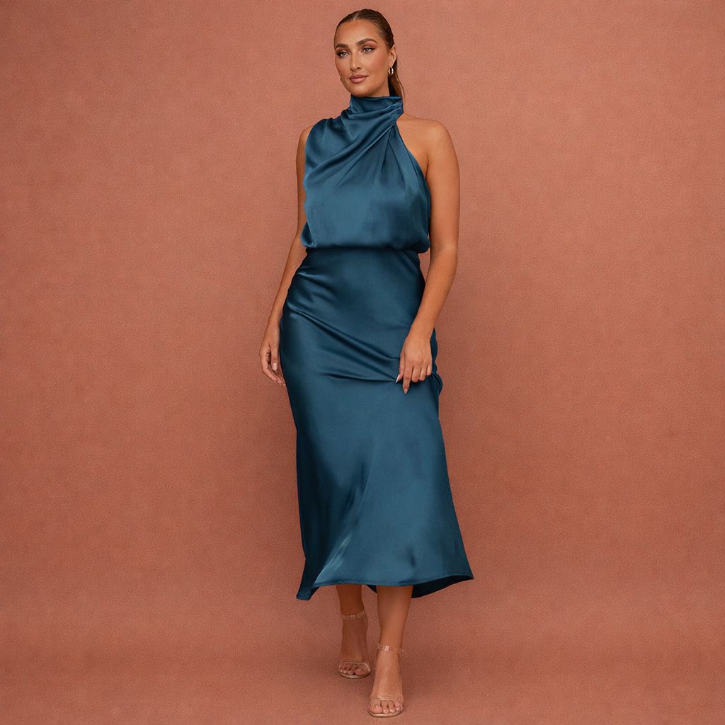 Dames maxi jurk in Turkoois met minimalistisch design, zacht en comfortabel voor casual en stijlvolle outfits.