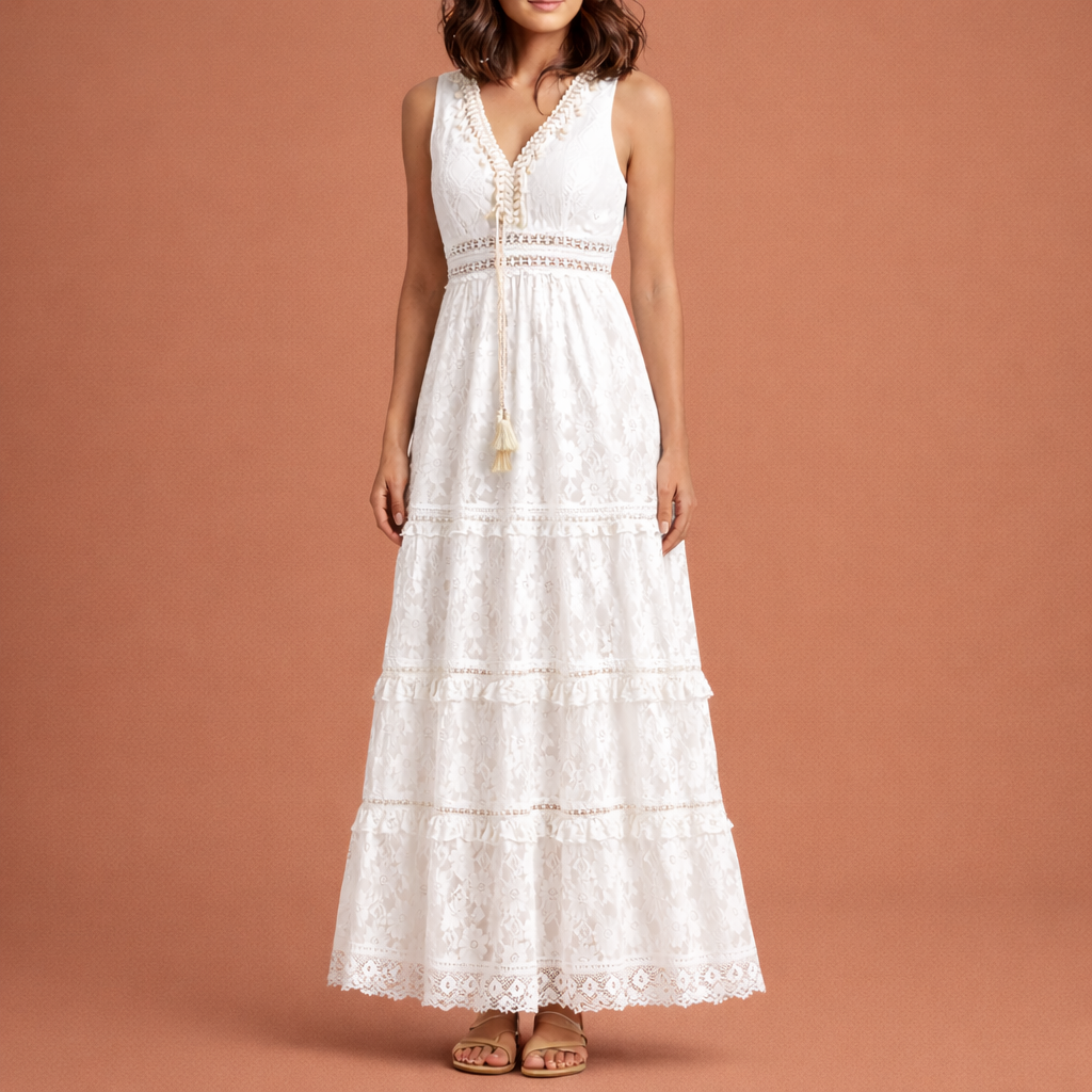 Dames maxi-jurk in wit met minimalistisch design, zacht en comfortabel voor casual en stijlvolle outfits.