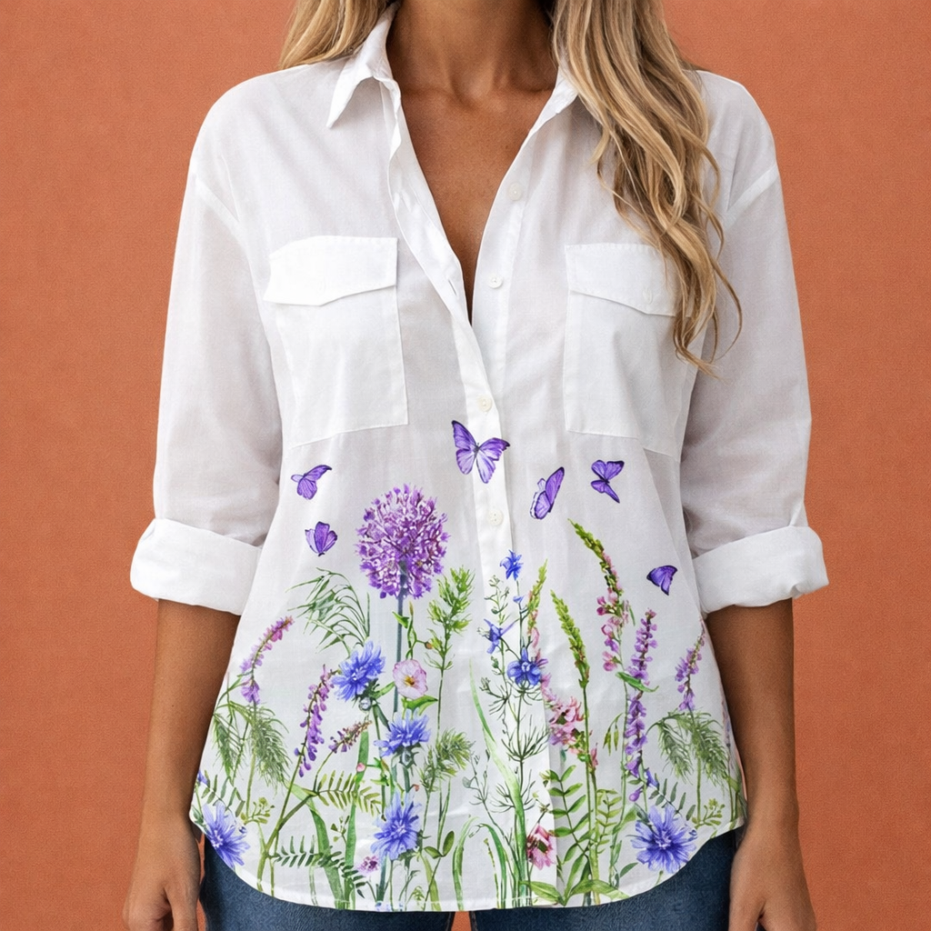 Dames blouse in wit met minimalistisch design, zacht en comfortabel voor casual en stijlvolle outfits.