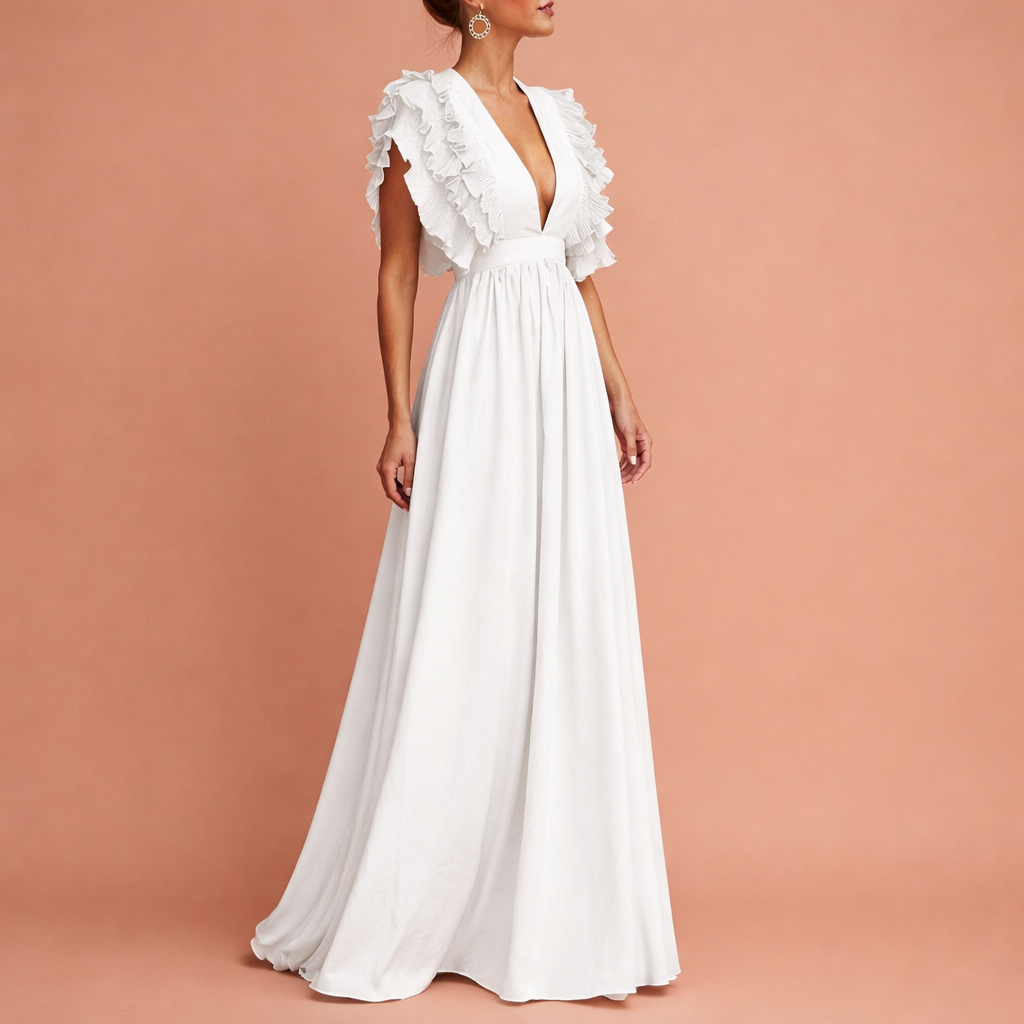 Dames maxi jurk in wit met minimalistisch design, zacht en comfortabel voor casual en stijlvolle outfits.