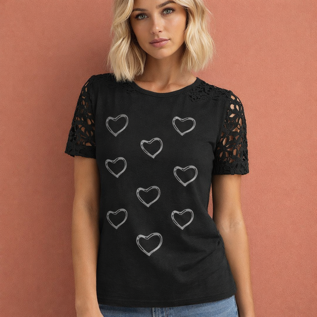 T-shirt in zwart met minimalistisch design, zacht en comfortabel voor casual en stijlvolle outfits.