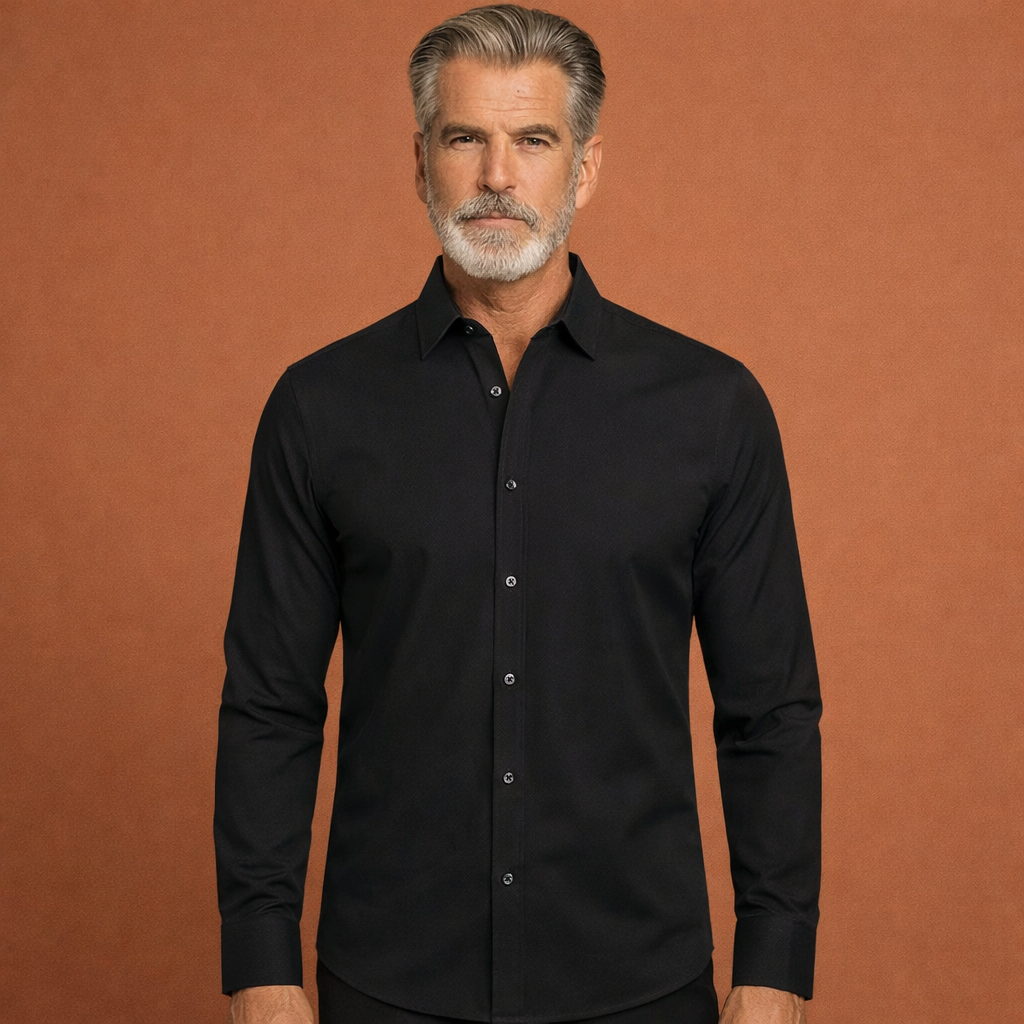 Heren overhemd in zwart met minimalistisch design, zacht en comfortabel voor zakelijke en stijlvolle outfits.