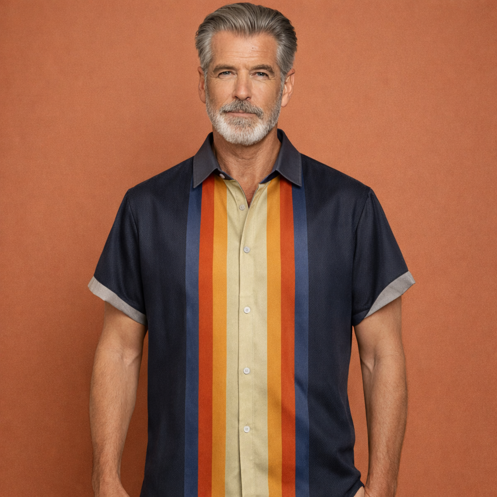 Heren overhemd in zwart met minimalistisch design, zacht en comfortabel voor casual en stijlvolle outfits.