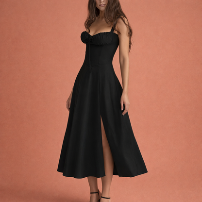 Dames midi jurk in zwart met minimalistisch design, zacht en comfortabel voor casual en stijlvolle outfits.