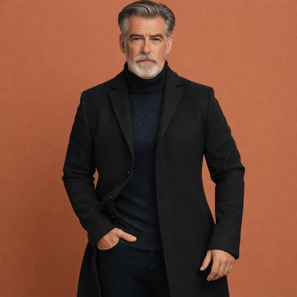 Zwarte elegante halflange heren jas met comfortabele pasvorm, geschikt voor dagelijks gebruik tijdens koude dagen.