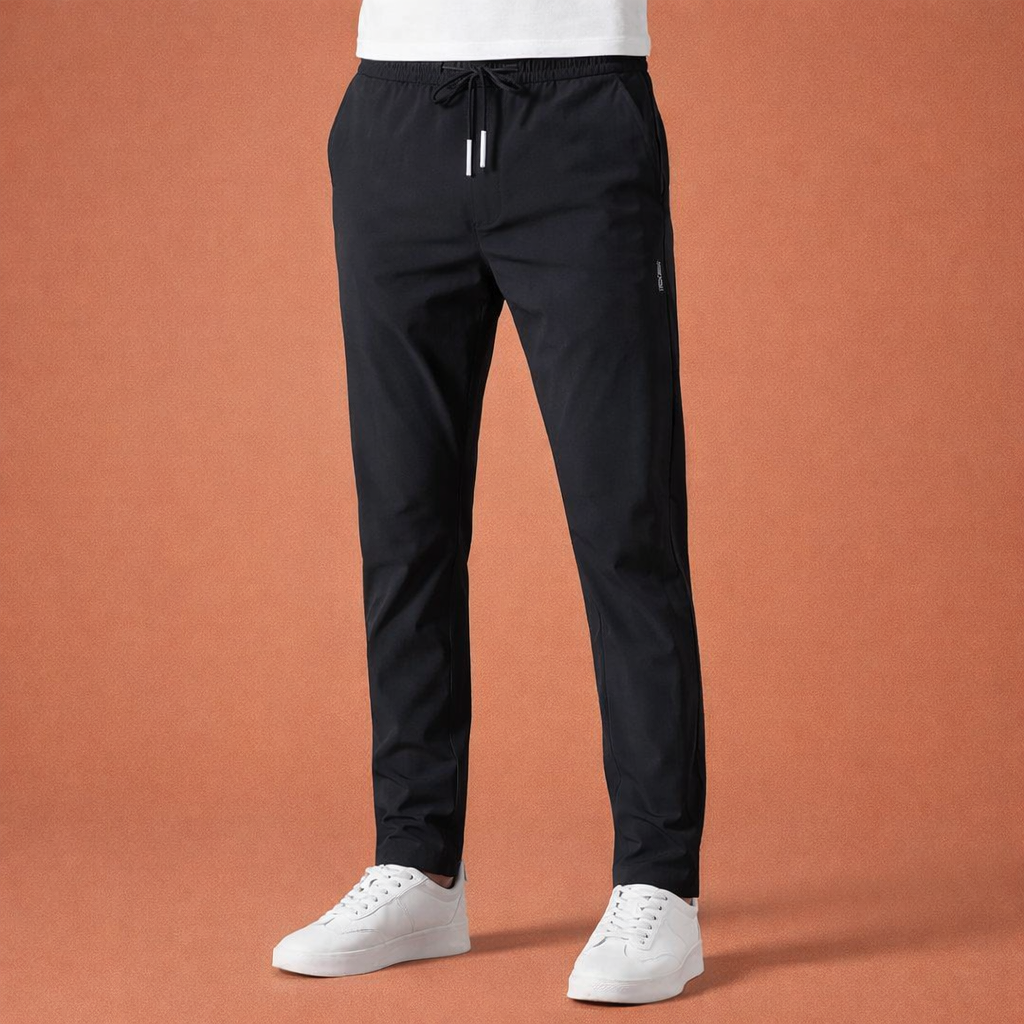 Dames broek in zwart met minimalistisch design, zacht en comfortabel voor casual en stijlvolle outfits.