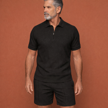 eren polo en korte broek set in zwart met moderne casual uitstraling, comfortabel en stijlvol voor zomerse en ontspannen outfits.
