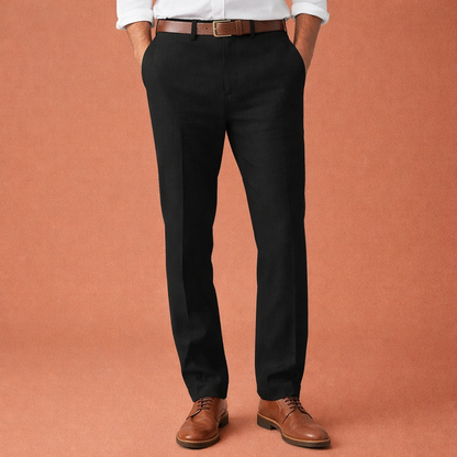 Dames broek in zwart met minimalistisch design, zacht en comfortabel voor casual en stijlvolle outfits.