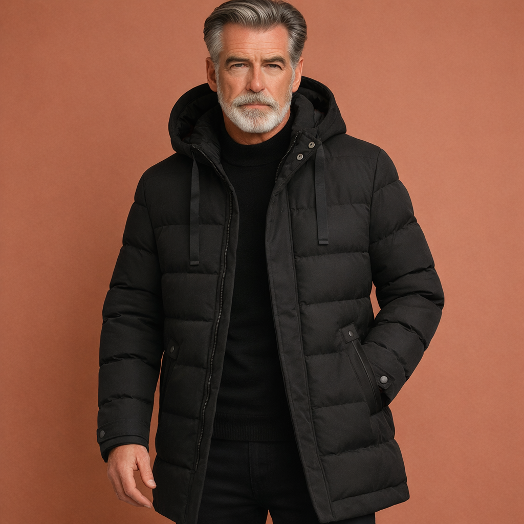 Zwarte heren jas met capuchon en ritssluiting aan de voorzijde, ideaal voor dagelijks gebruik in herfst en winter.1