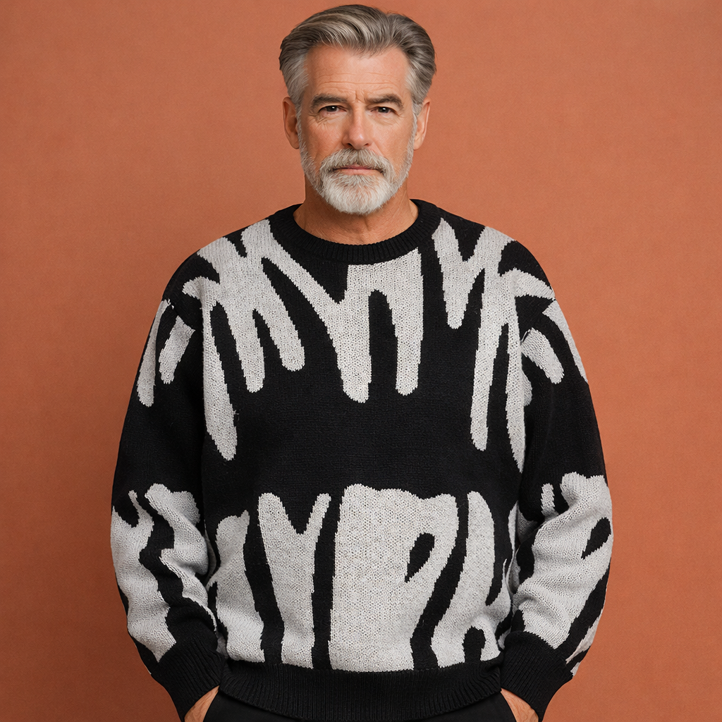 Zwarte oversized trui voor heren met comfortabele pasvorm, perfect voor casual outfits en dagelijks gebruik.