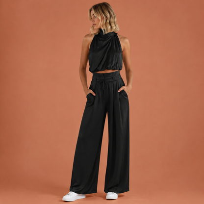 Satijnen tweedelige set met gedrapeerde top en wijde broek voor dames | Mariska Nirandi